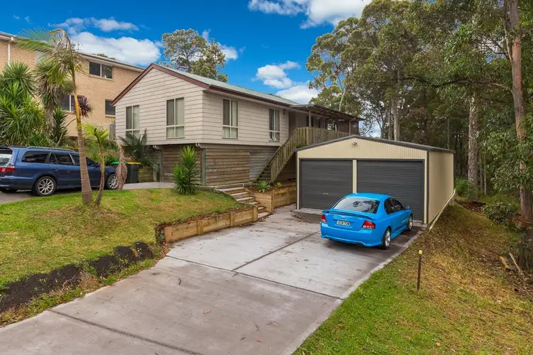 19 Merriwee Avenue, Malua Bay NSW 2536