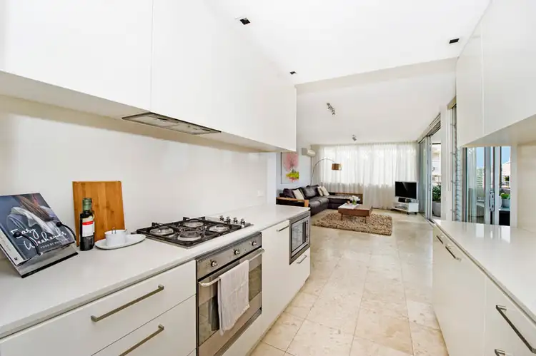 Fifth view of Homely apartment listing, 31/64 Penkivil Street, Bondi NSW 2026