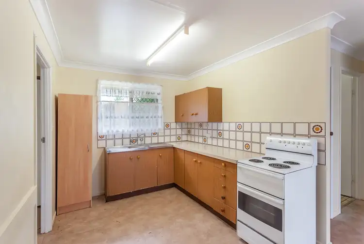 Fifth view of Homely semi-detached listing, 86 Boshammer St, Rangeville QLD 4350