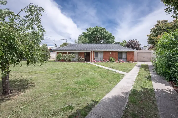 19 Station Road, Gisborne VIC 3437