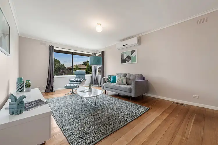 Third view of Homely house listing, 2 Woodlands Court, Craigieburn VIC 3064