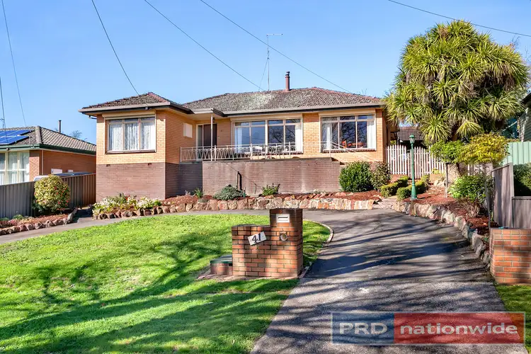 41 Melbourne Road, Creswick VIC 3363