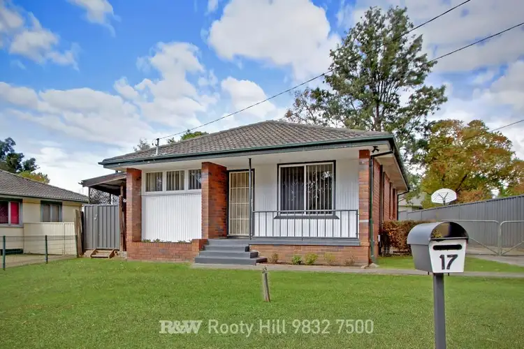 17 Forrester Road, Lethbridge Park NSW 2770