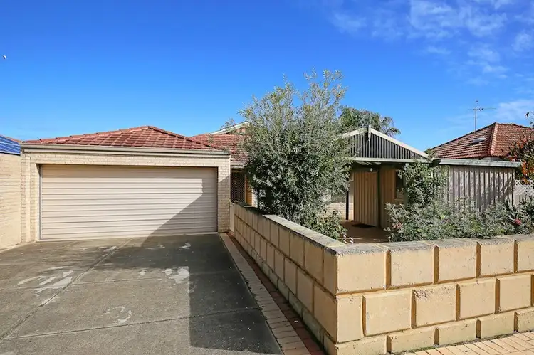 Fourth view of Homely house listing, 19 Lakes Crescent, South Yunderup WA 6208