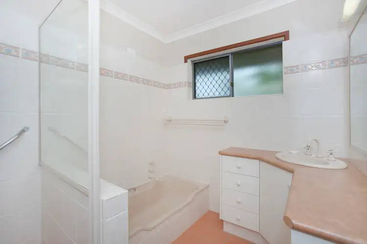 Sixth view of Homely house listing, 4 Walter Crescent, Banora Point NSW 2486