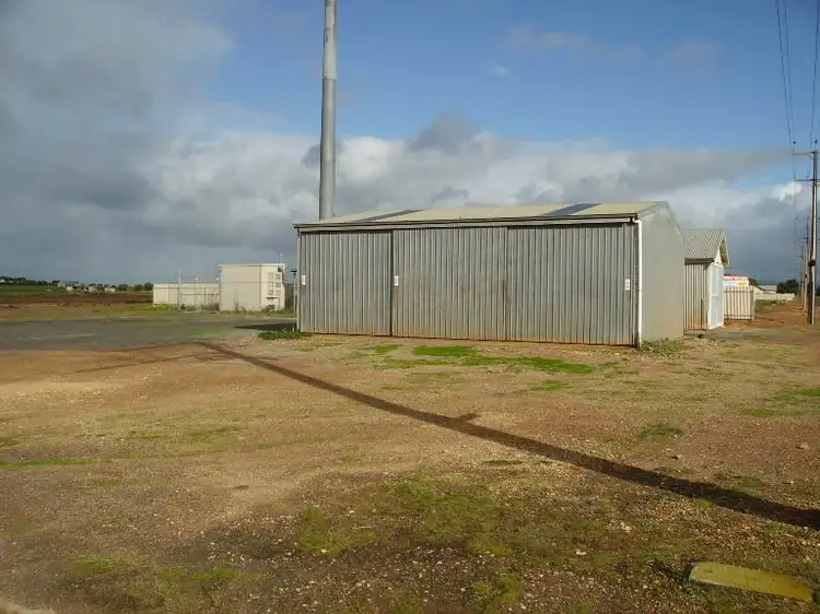 92 & 93 Trezise St, Tumby Bay SA 5605