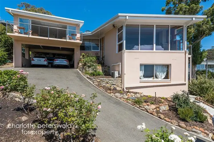 5 Eurella Avenue, Sandy Bay TAS 7005