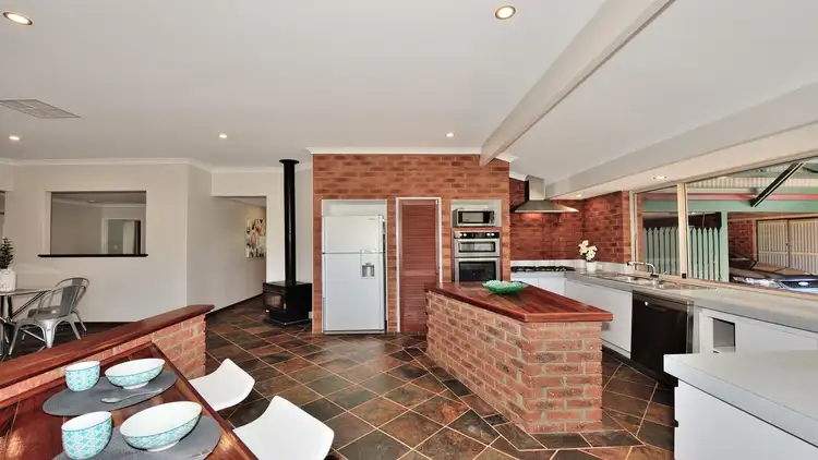 Seventh view of Homely house listing, 5 Spyglass Court, Safety Bay WA 6169