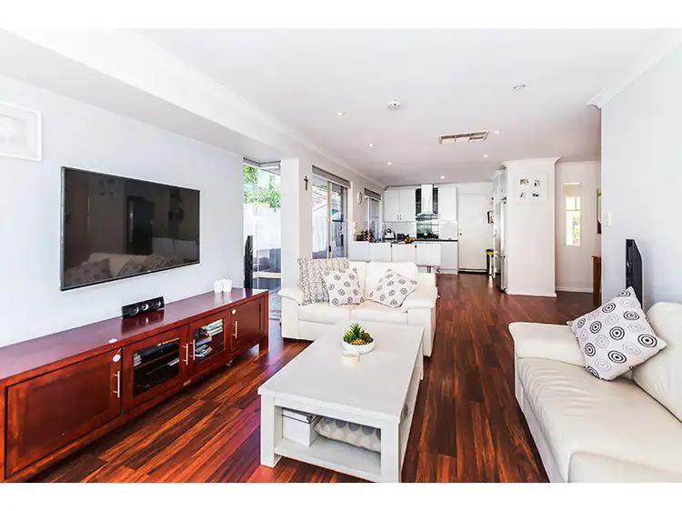 114a Ravenswood Drive, Nollamara WA 6061