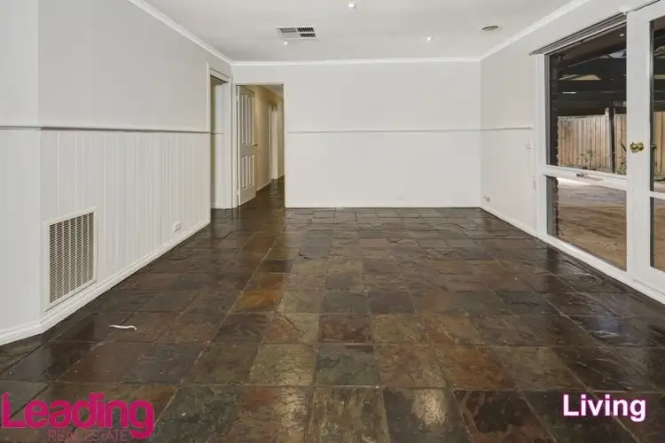 Sixth view of Homely house listing, 7 Firestone Court, Sunbury VIC 3429