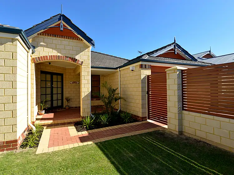 49 Litchfield Crescent, Carramar WA 6031