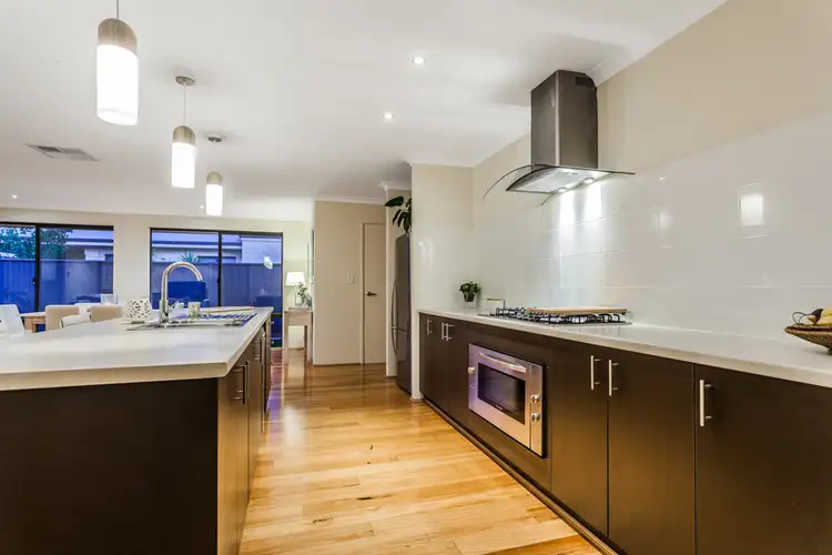 Sixth view of Homely house listing, 1 Olea Close, Baldivis WA 6171