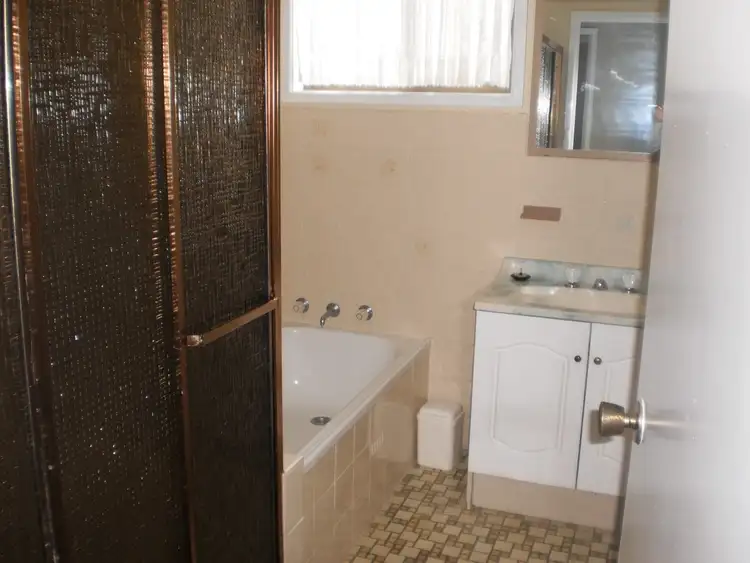 Fourth view of Homely unit listing, 5 / 2 Eagle Lane, Mallabula NSW 2319