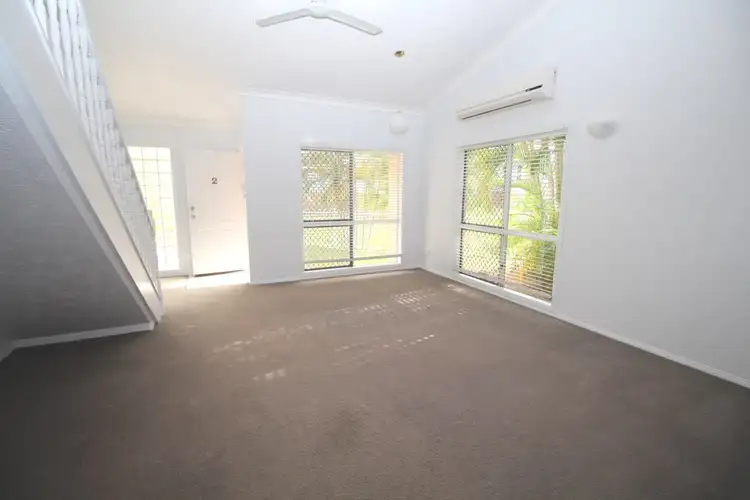Third view of Homely townhouse listing, 2/29 Lindsay Street, Rosslea QLD 4812