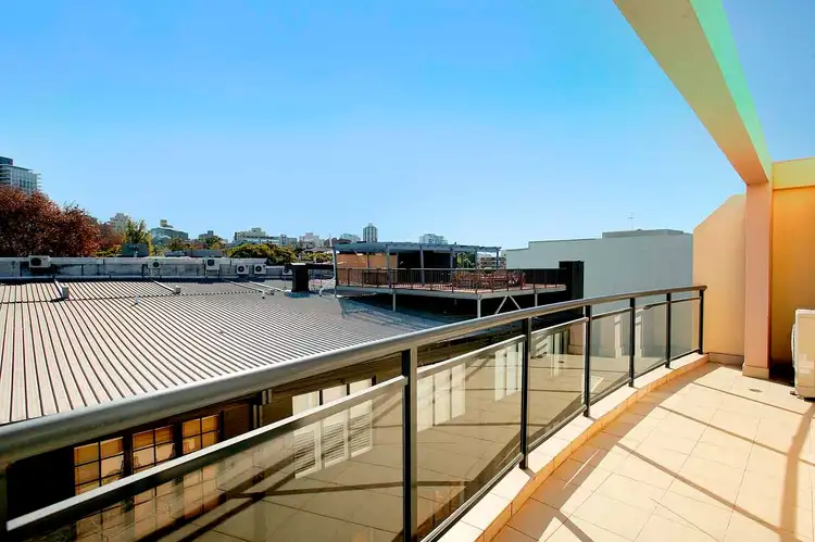 Fifth view of Homely apartment listing, 28/74- 76 McLachlan Avenue, Rushcutters Bay NSW 2011