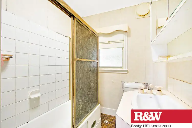 Fifth view of Homely house listing, 58 Mindanao Avenue, Lethbridge Park NSW 2770