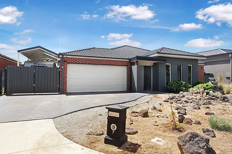 7 Japonica Way, Point Cook VIC 3030