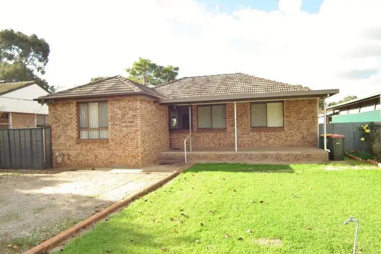 5 Noorla Street, Griffith NSW 2680