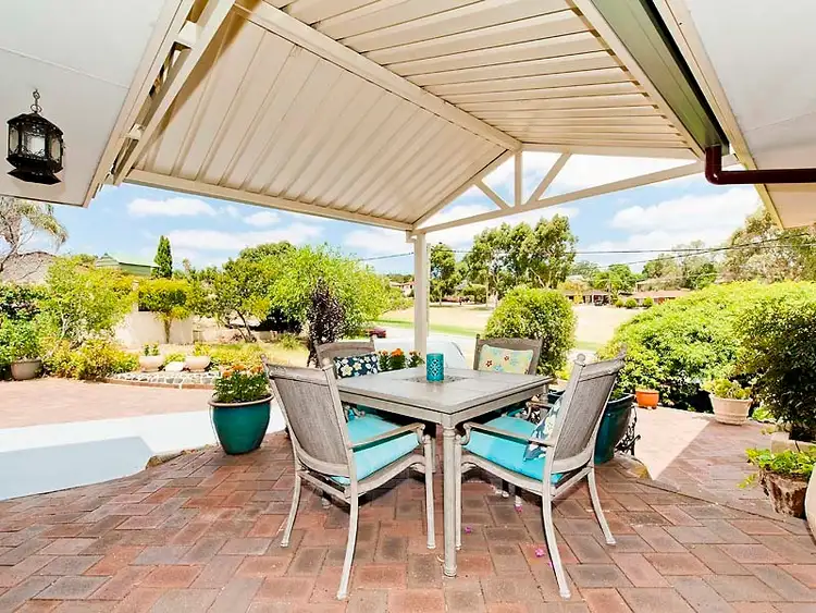 Fourth view of Homely house listing, 39 Chartwell Way, Swan View WA 6056