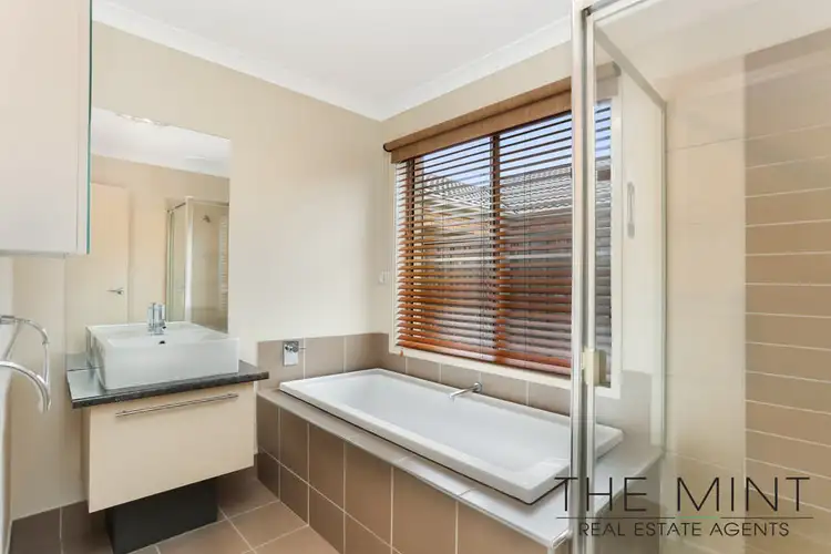 Fourth view of Homely house listing, 15 Songbird Crescent, South Morang VIC 3752