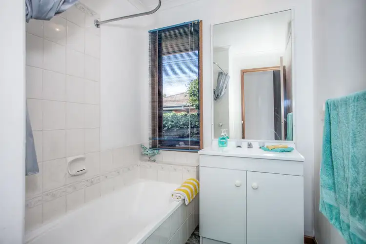 Fifth view of Homely house listing, 18 Briarwood Court, Sunbury VIC 3429
