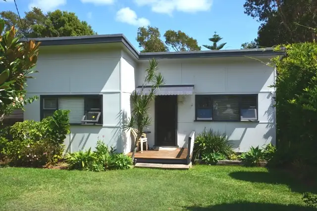 16 Kapala Avenue, Summerland Point NSW 2259