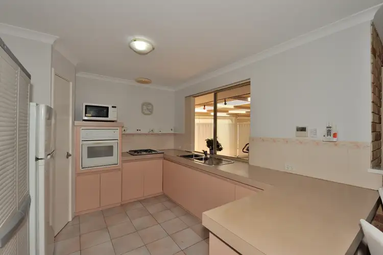 Seventh view of Homely house listing, 38 Sunningdale Circle, Cooloongup WA 6168
