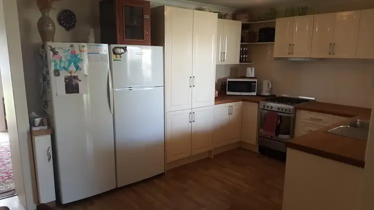 Sixth view of Homely house listing, 8 Cook Place, Australind WA 6233