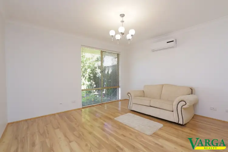 6/5 Dewey Street, Shelley WA 6148