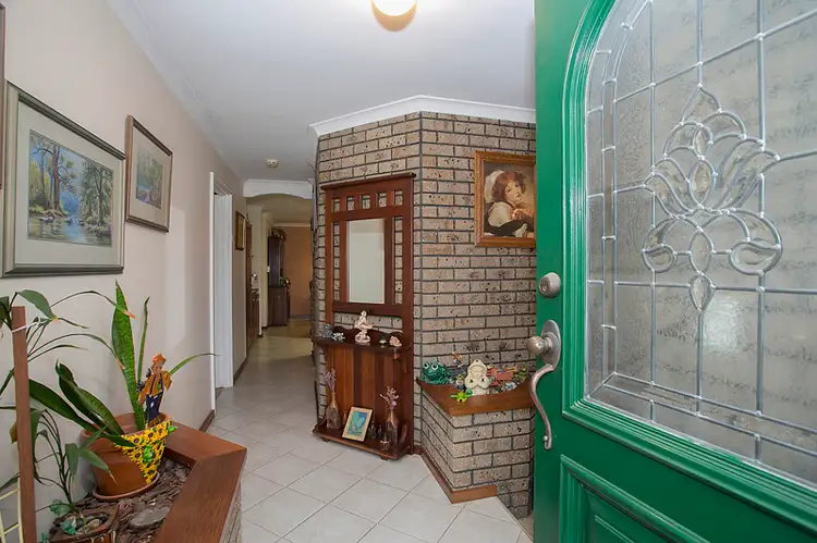 9 Direction Place, Morley WA 6062