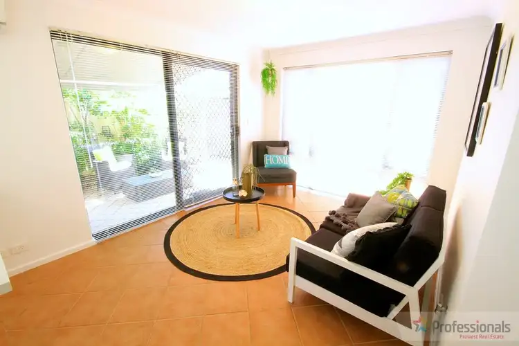 Third view of Homely house listing, 4/48 Tudor Avenue South, Riverton WA 6148