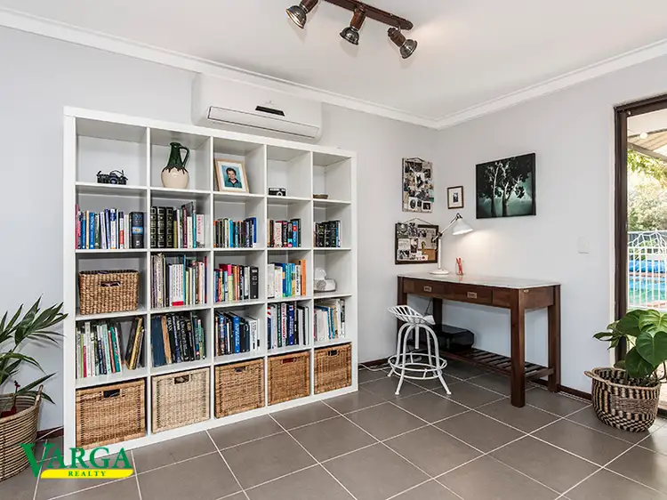 Fifth view of Homely house listing, 17 Helsall Court, Willetton WA 6155