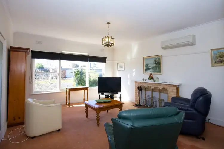 Fifth view of Homely house listing, 14 Hillary Street, Horsham VIC 3400