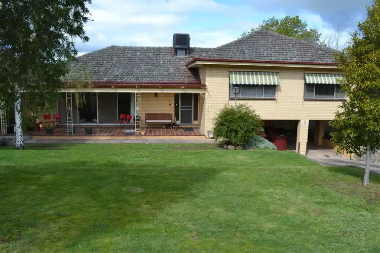 3 Brewster Road, Ararat VIC 3377