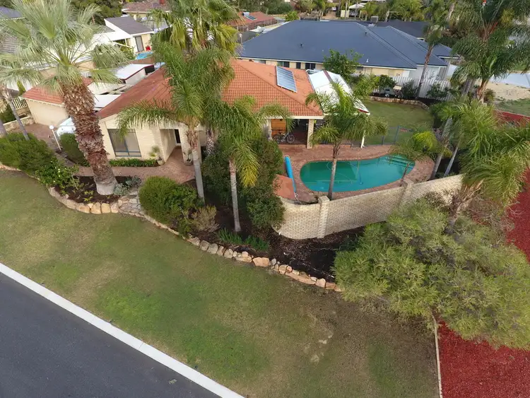 2 Robertson Court, Kingsley WA 6026