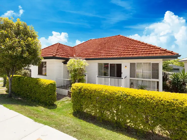 Main view of Homely house listing, 32 Murphy Road, Zillmere QLD 4034