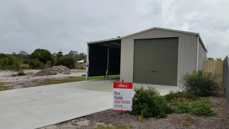 25 Tulipwood Drive, Burrum Heads QLD 4659