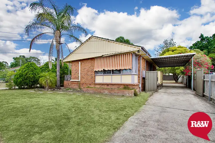 40 Mariana Crescent, Lethbridge Park NSW 2770