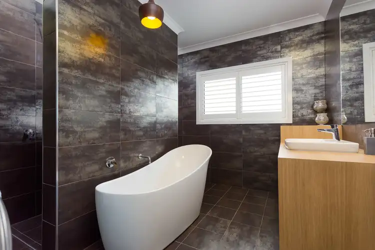 Fourth view of Homely house listing, 162 Brooklyn Drive, Bourkelands NSW 2650