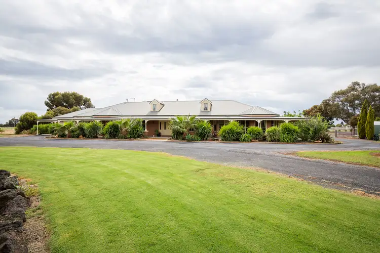 29 Schier Drive, Horsham VIC 3400
