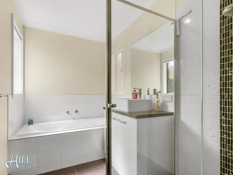 Sixth view of Homely house listing, 2 Hestia Avenue, Cranbourne West VIC 3977
