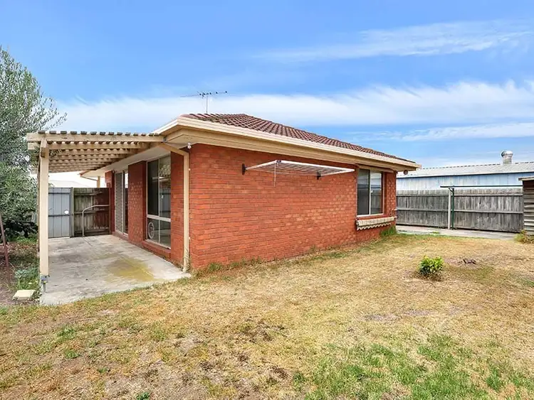Sixth view of Homely house listing, 2/18 Katarina Place, Whittington VIC 3219