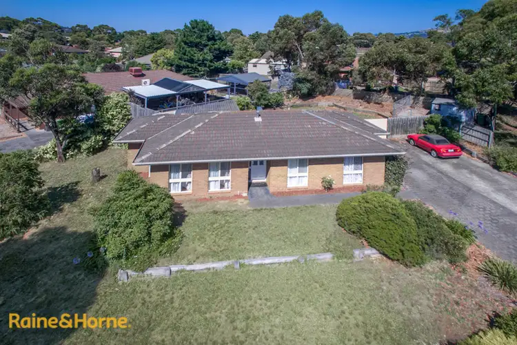 23 Notre Dame Drive, Sunbury VIC 3429
