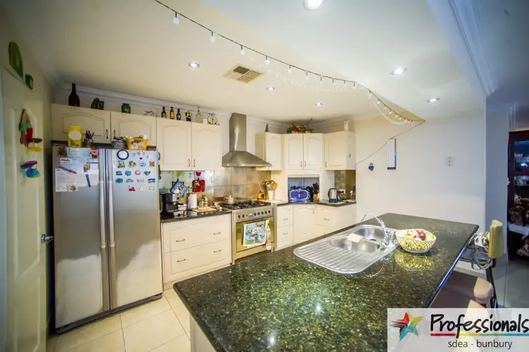 Sixth view of Homely house listing, 5 Greenough Place, Millbridge WA 6232