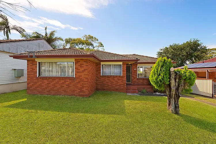 389 Seven Hills Road, Seven Hills NSW 2147