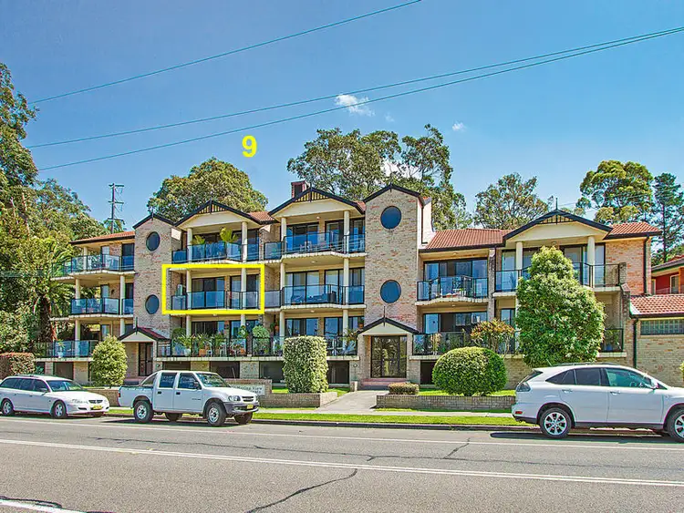 9/11 Riou Street, Gosford NSW 2250