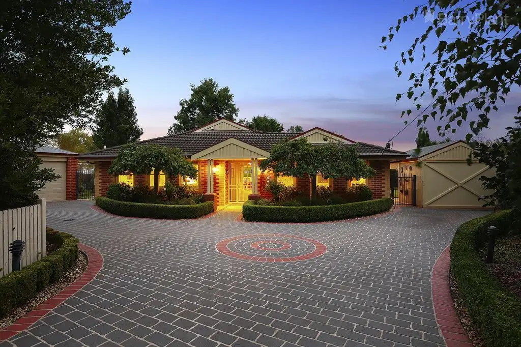 Main view of Homely house listing, 10 The Oaks, Croydon VIC 3136
