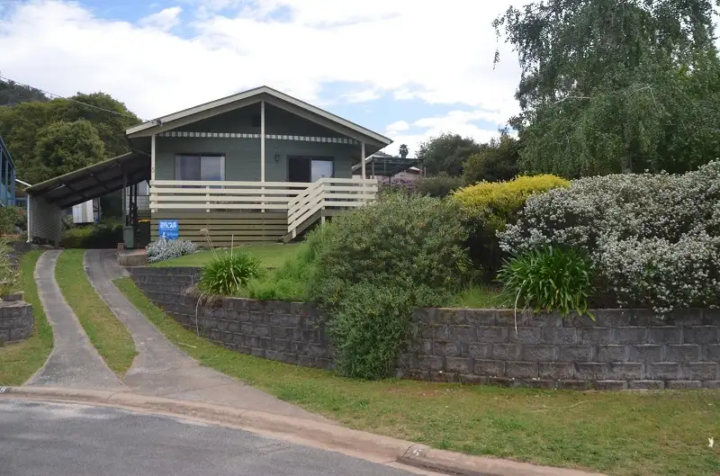 Main view of Homely house listing, 5 Marum Court, Tawonga South VIC 3698