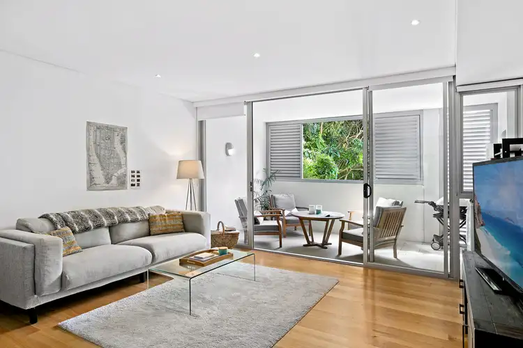 4/108 Curlewis Street