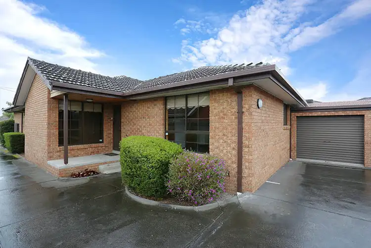 2/14 Gladstone Parade, Glenroy VIC 3046